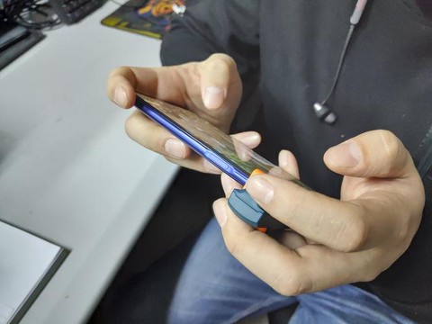 绝地求生怎么切连发[图1]